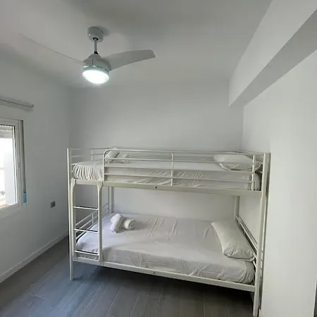 Family Flat Close To The Centre-v-estrell Apartamento